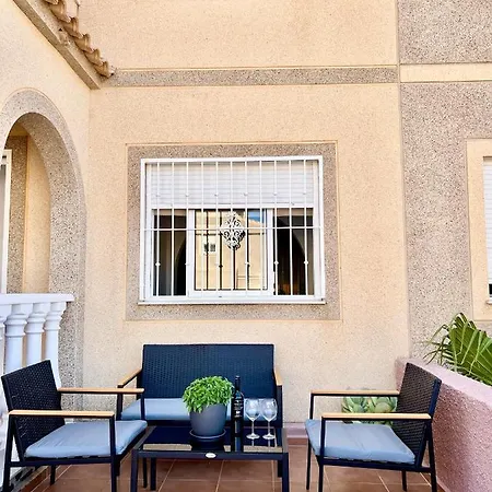 Casa Canarias En Alicante, Playa Y Piscina