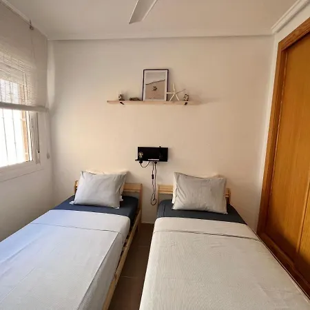 Casa Canarias En Alicante, Playa Y Piscina